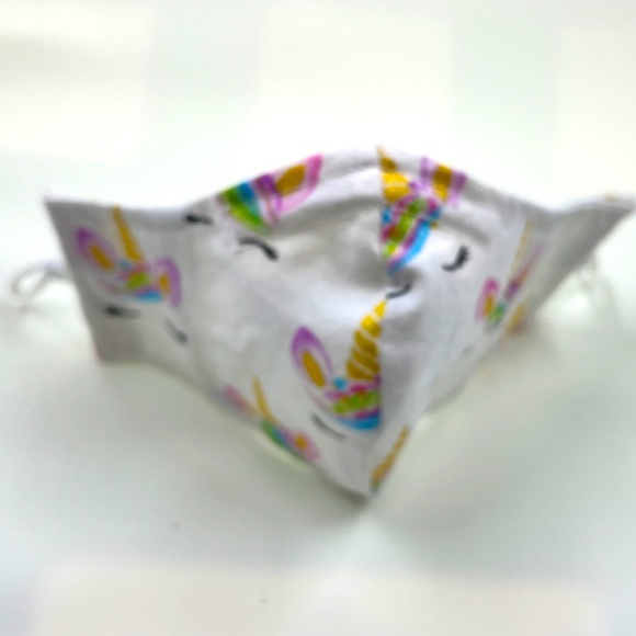 (2/$30) Handmade Child’s Face Masks - Picture 4 of 7